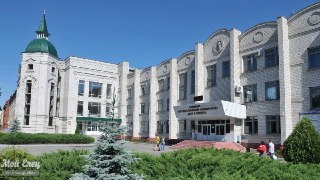Конкурс в ЕГУ достигает 32 абитуриента на место!